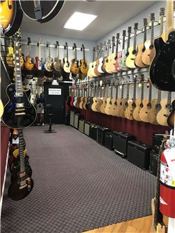 Music Instrument Retail Store with many Major Brands, Turnkey
