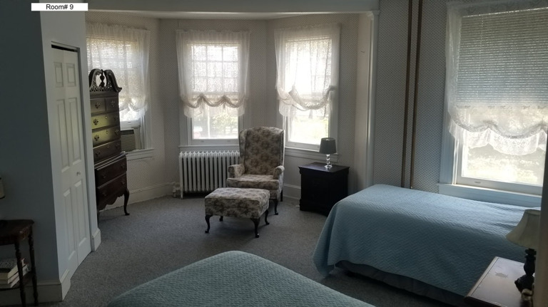 Bedroom (Semi-Private)