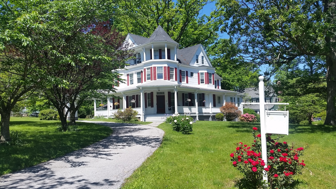 Successful Assisted Living Facility & Real Estate For Sale - 15 Beds
