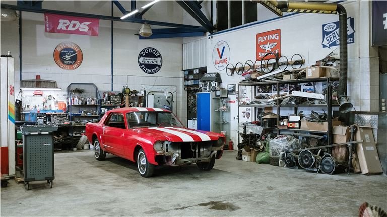 Regular, Sporty &amp;amp; Foriegn Cars