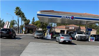 Arco am/pm Gas Station and Carwash-With Land (San Diego)
