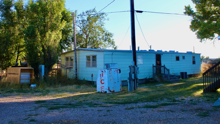 3 bed- 2 bath home
