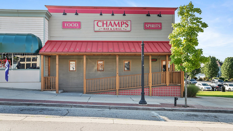 CHAMPS Bar & Grill