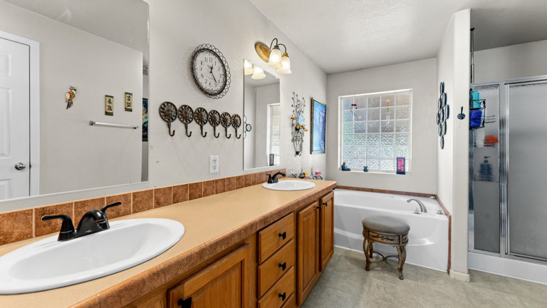 Main Bathroom