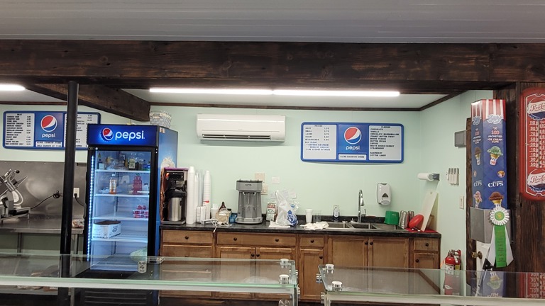 Spacious Deli Work Area