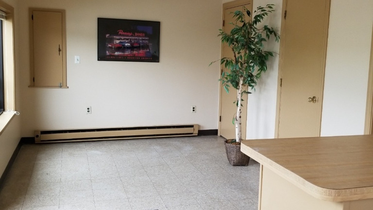 CUSTOMER WAITING AREA