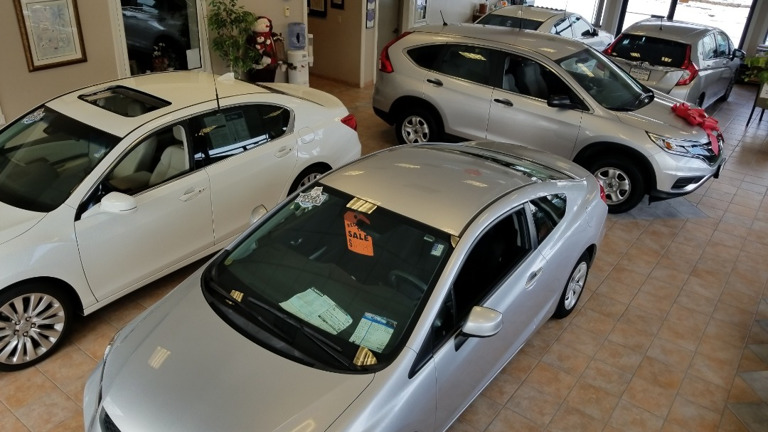 SHOWROOM