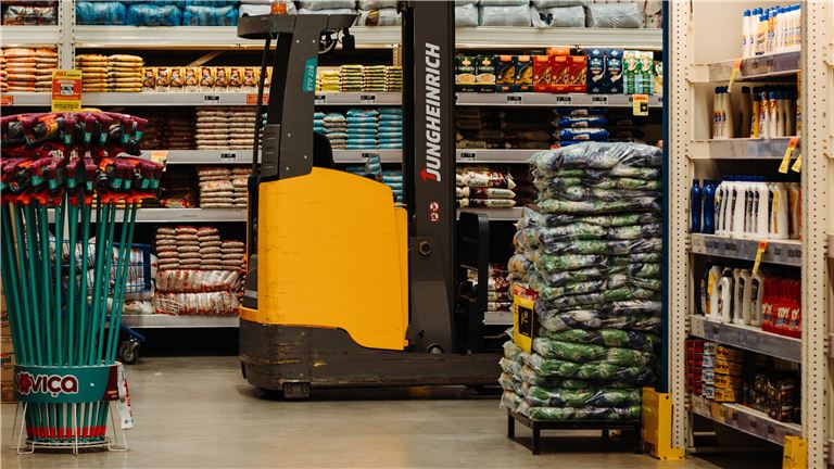 Warehouse and Non-Doable Goods