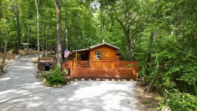 Mt. Treehouse Cabin #2 Mt. Treehouse Cabin #2