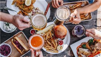 Locals favorite popular sports bar and American dining restaurant