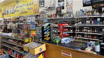 Liquor Store with very high Lottery Income, San Lorenzo