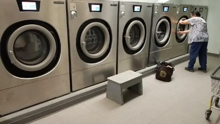 New washeteria in rural Alaska