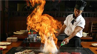 Japanese Restaurant Bar In Biz 40+ Yrs, PRIME LOCATION BRING OFFERS