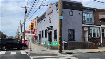 BAR & PUB in Philadelphia including real estate for sale