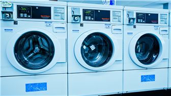 Absentee Run Coin Laundry in Los Angeles