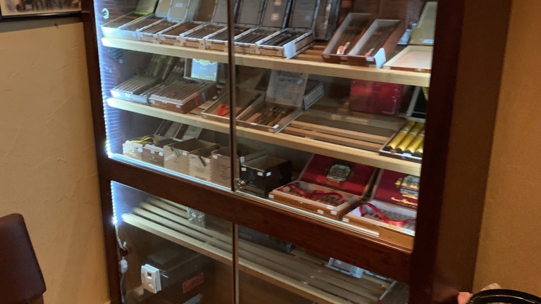 Aging humidor