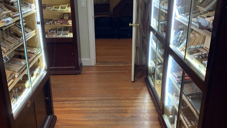 A few humidors