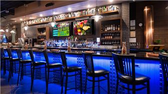 Popular bar with Classic Games and Great Drinks.