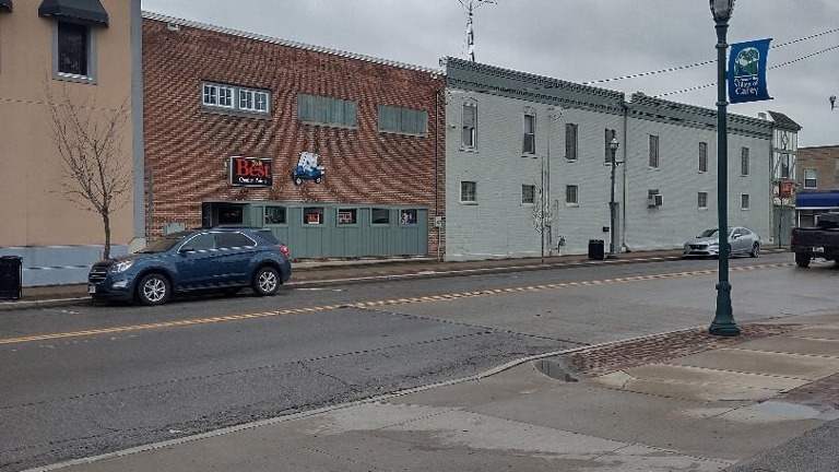 STORE SIDE VIEW