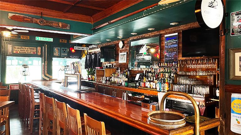 Excellent turnkey opportunity!
