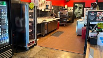 Fast Growing Franchise Restaurant, Univerity Location