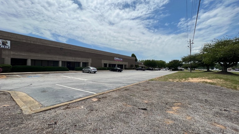 Front Entrance at Thornton 