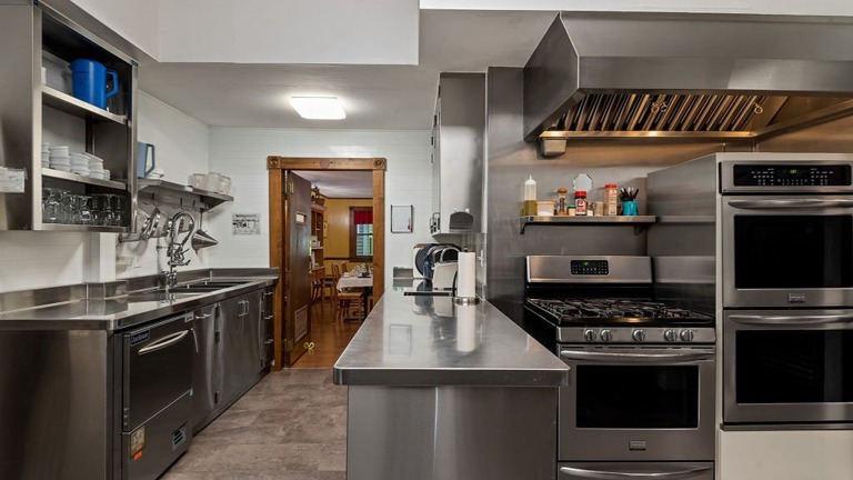 Commercial Kitchen