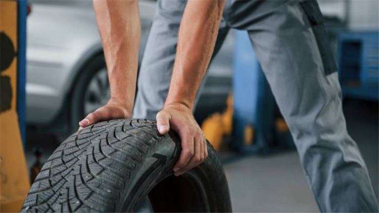 2 Tire Shops-Delaware Co. IN