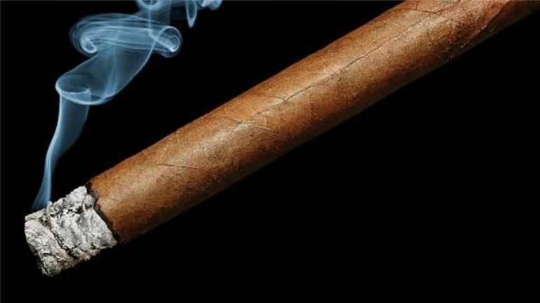 Smoke Shop: Glendora, California