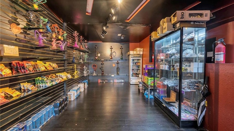 Retail 2