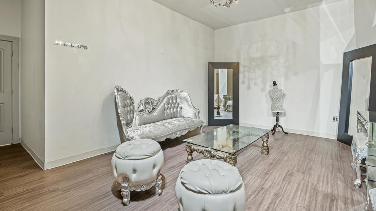 Ladies Dressing Room