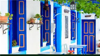 Thriving Greek Restaurant in Nassau County