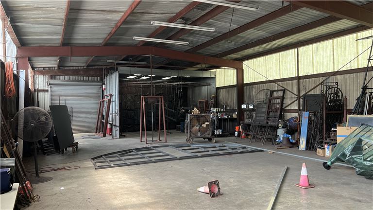 Second warehouse with approx. 2,625 sq ft