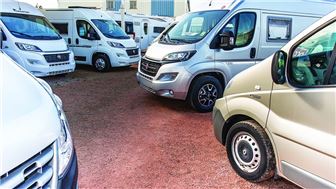 Established succesful pre-owned vans and trucks dealership in Miami