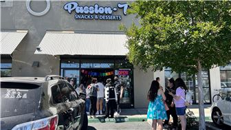 Passion-T Snacks & Desserts in a great location