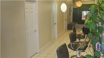 Prime Hair Salon with Versatile Suites – Ideal for Owner Operator