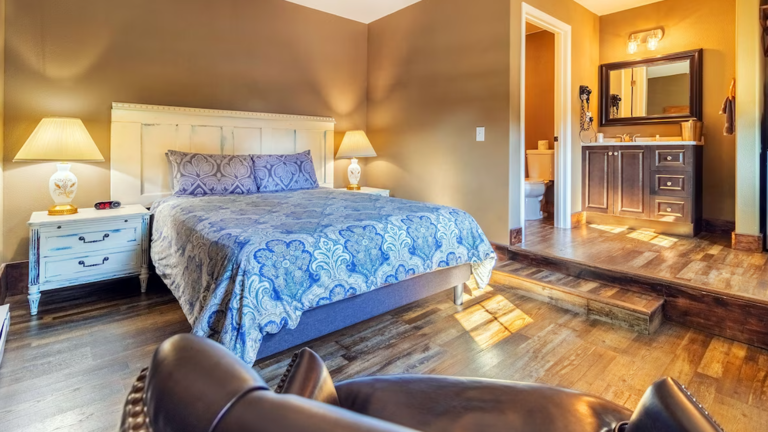 Cabin Room
