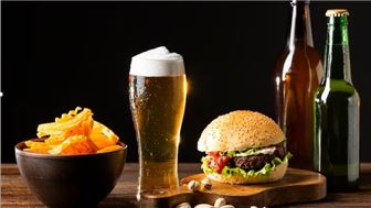 Standalone Tacoma Neighborhood Bar w/ Real Estate!