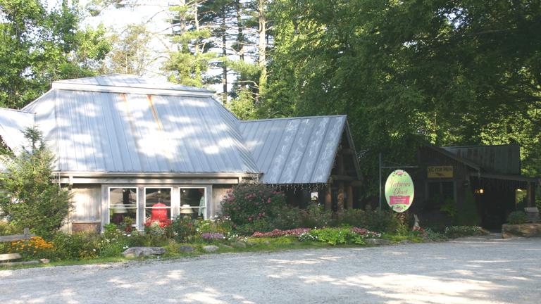 Victoria's Closet Store Front Victoria's Closet Store Front