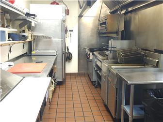 Owner Relocating Turnkey Bar & Grill Opportunity