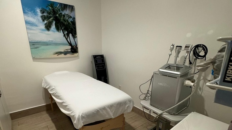 Body and Shaving Room