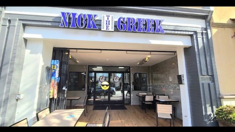 Front store 