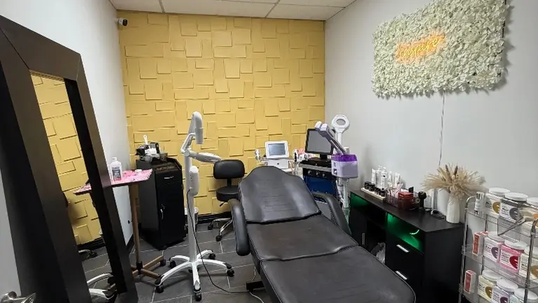 facial, micro-needling, teeth whitening room 