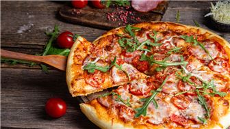 Italian Restaurant/Pizzeria In The Heart Of Queens