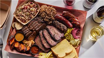 BBQ or bring your concept! Great Location! Fully Equipped Restaurant!