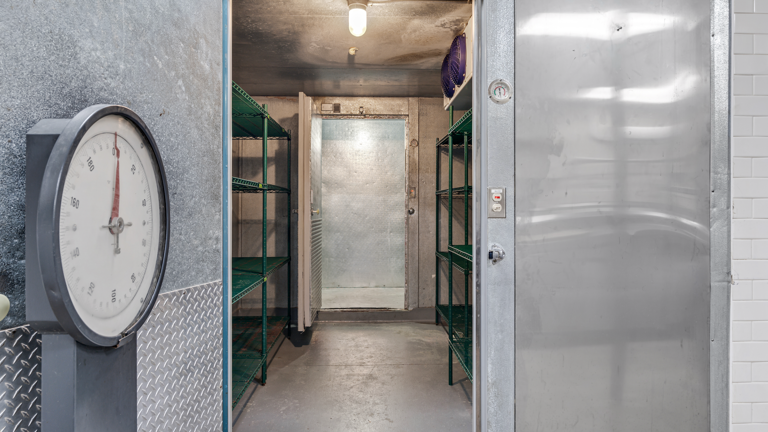 Walk-In Fridge (1 of 3)