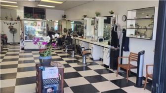 Beauty Salon, 6 Chairs 2 Rooms 30-year Reputation