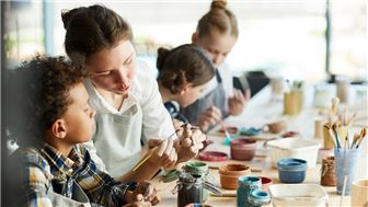 Beloved Art School with Scalable Business Model