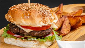 Bar & Grill
