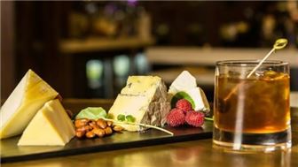 Established & profitable restaurant with full bar, patio and live muic